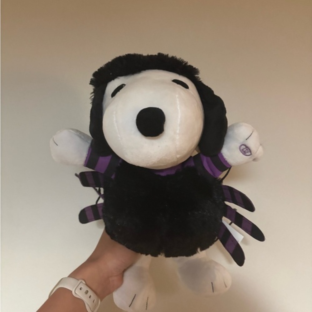 NWT Peanuts Black and Purple Plush Spider Dancing Decor